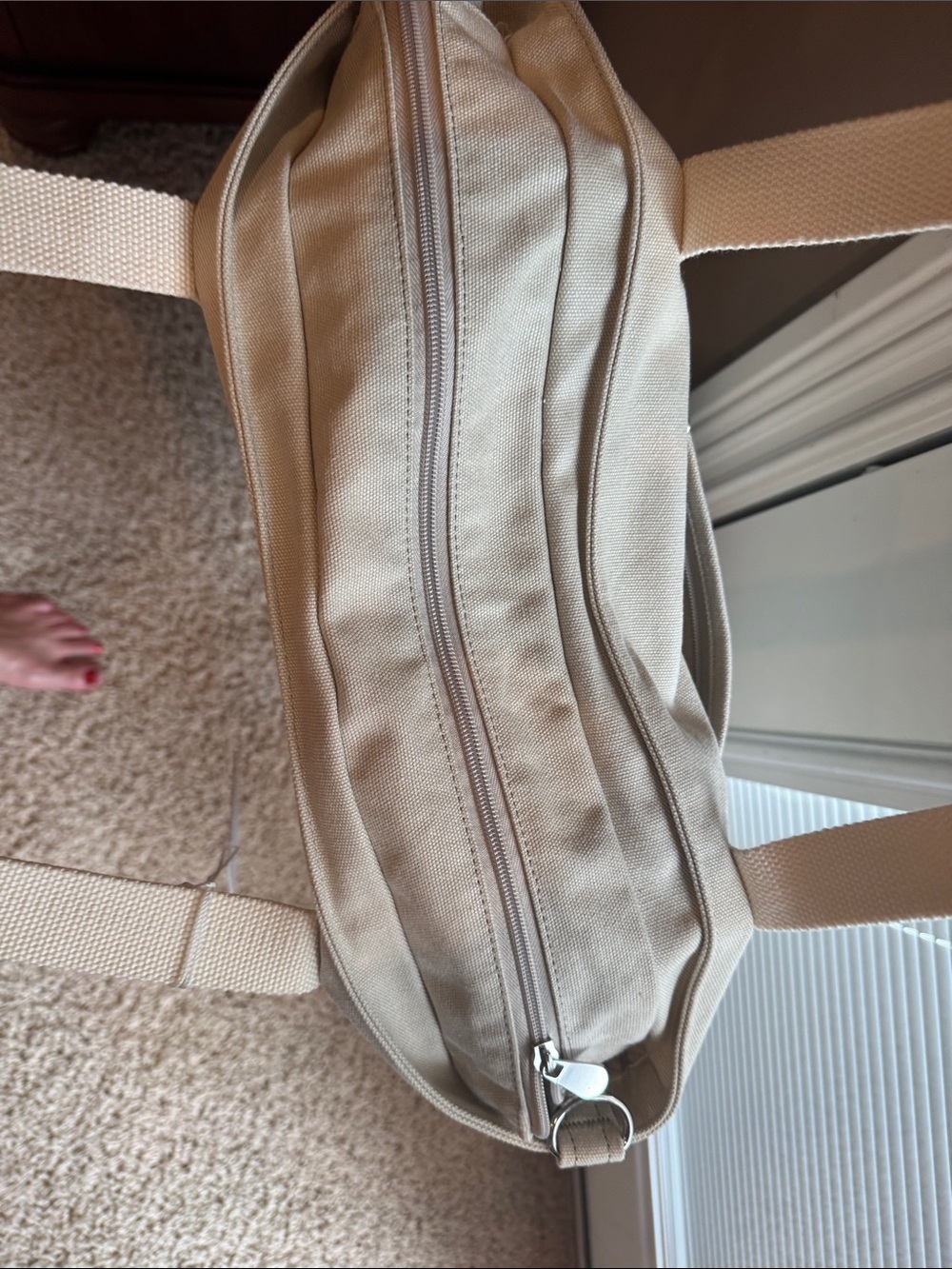 Lo & Sons Canvas Weekender Duffel Bag in Light Beige - Picture 7 of 13